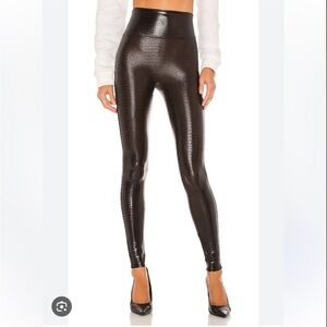 NWT Spanx faux leather croc leggings in Brown/Black Size XS